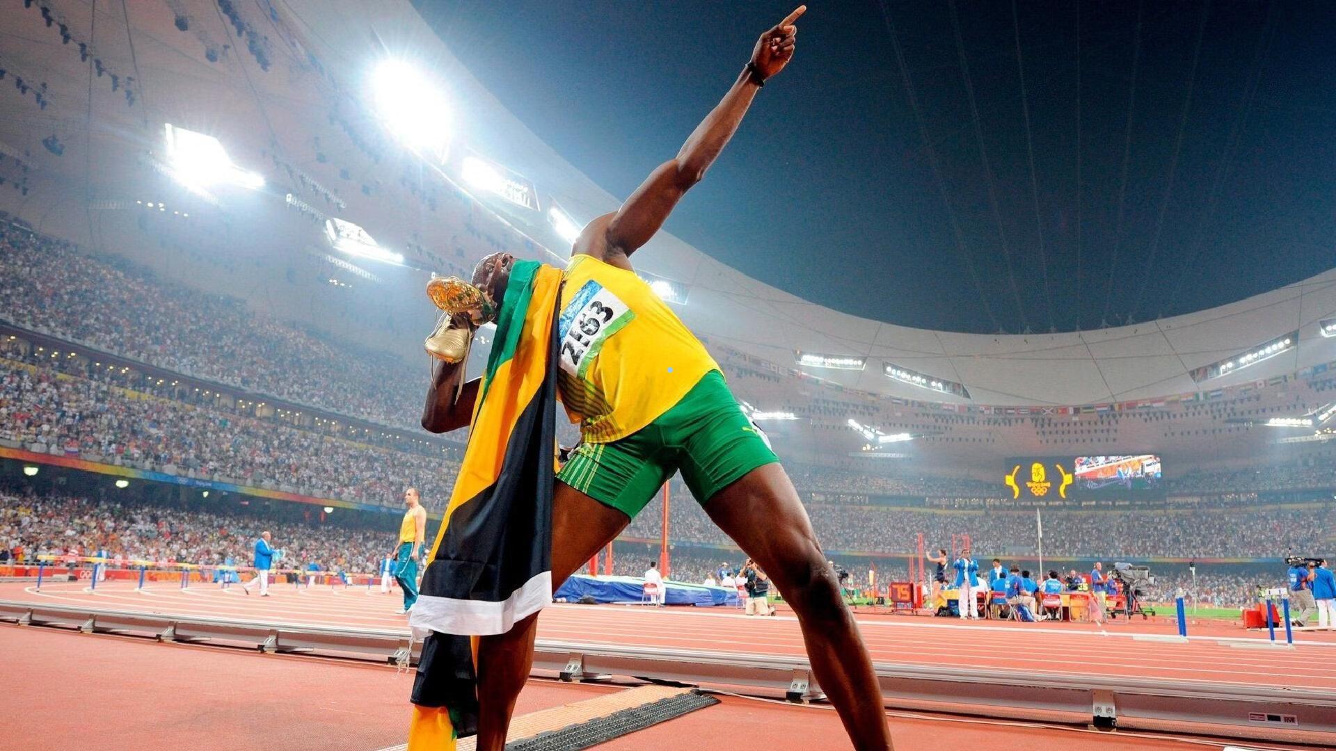 ayx：AC米兰赛季告急！杯赛双线溃败，意甲争冠成唯一希望